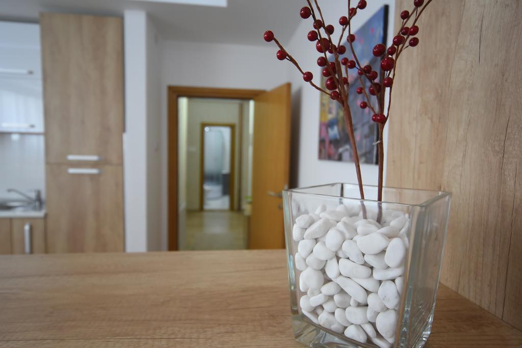 Garni Uni Elita Lux Hotel Ni Eksteriør bilde